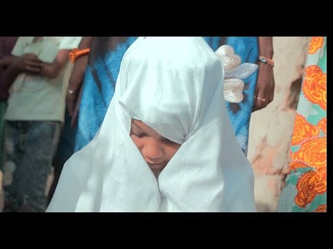 BINTA BESSEL DJIOMBAGUIN GUELClip Officiel4k