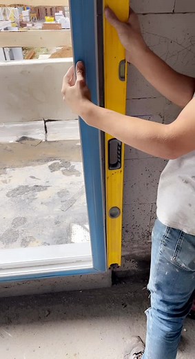 How to Use a Spirit Level for Perfect Alignment