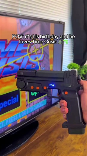 Send this to someone you’d play this with 😎 #gaming #retro #90s #arcade #arcadegames