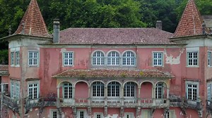 Follow Evan Edinger as he travels to Lisbon with us and explores a magical castle in the clouds ⛅️✈️ #KLMtop10 | KLM UK