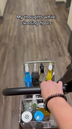 896K views · 10K reactions | Forgot my actual mop today so had to use my clients swiffer smh  #satisfying #cleaning #cleaningservice #cleaningcompany #mythoughts | Tidy Trojans Cleaning Co. | Facebook