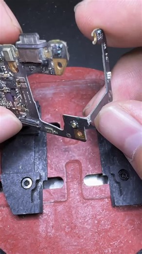 Elecgadget CO., LTD | This motherboard came in with a severe crack – most would call it the end of the road. But with precise soldering, circuit tracing, and a... | Instagram