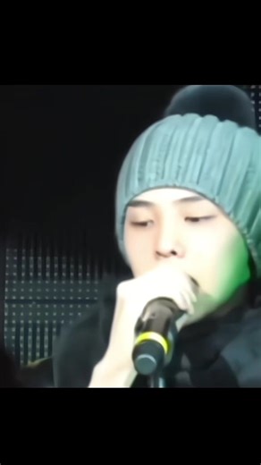 G-Dragon's Emotional Performance of Heartbreaker