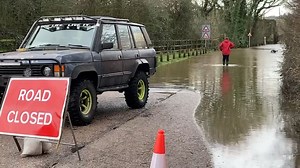 There has been yet more flooding in and around Devon today - as roads and fields have turned to rivers http://bit.ly/3J67XB9 | Devon Live