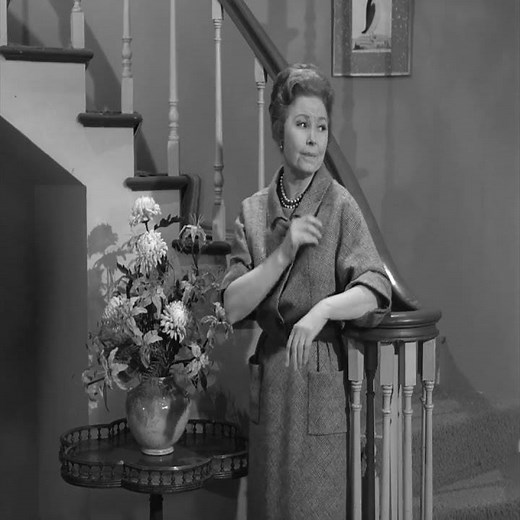 The Twilight Zone -S03e35 I Sing the Body Electric - May 18, 1962 sHORT 278