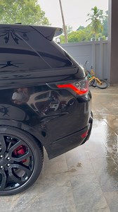 317K views · 3.1K reactions | Land rover outobiography sport 5.0,kaksu nak jual 300k!!!Barang meme tip top dan harap sudah kalau barang jagaan kaksu gak✌️.Nak jual kreta sajo,num plate nak ambil. Hrga kaksu beli 5tahun lepas kreta ni hampir 800k. Sapo2 nak rojer deh﫰,kalau beli cash boleh nego lagi sapa jadi.Kreta x ajin berona sikit habuk. Nak mari tgk depan2 pun boleh sapa puah hati.Nak test drive pun boleh﫰.Sbelum sold la | Nor Suhana | Facebook