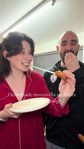 Delicious Homemade Mozzarella Sticks Recipe