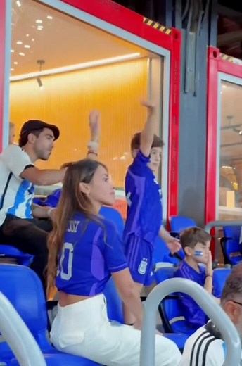 Lionel Messi Family: Wife and Kids | Heartwarming Moments