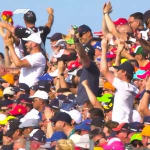 Hamilton returns to the top of the grid with a record-breaking 9th pole position in Hungary! | F1