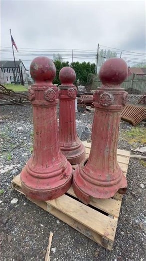 Cast Iron Posts $400 each⚖️👑