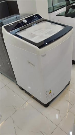 🧺 **غسالات هايسنس – سعة 14-20 كيلو بطاقة A وغسيل ذكي بدون تلف!** 🌀✨ غسالات هايسنس اللي في الملصق (موديل WTZ320U3 وأخواتها) متوفرة بسعات **14، 17، 18، 20 كيلو**، مثالية لعوائل البصرة الكبيرة! غسيل عميق، توفير ماء وكهرباء بتصنيف A، مع برامج ذكية تحمي الملابس وتقتل البكتيرية – نظيفة وطرية كل مرة بدون تعب![1] 🔹 **المواصفات الرئيسية من الملصق:** ✔️ **تصنيف طاقة A** – استهلاك منخفض كهرباء وماء 💧 ✔️ **استهلاك سنوي 190 كيلووات ساعة** – اقتصاد رهيب للفاتورة 💰 ✔️ **سعات متنوعة: 14-20 كجم** – تغسل بطا