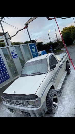 La de la chamba😍🍀💪🏽 #cabinasimple #hilux #2rz