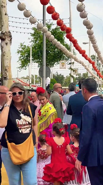 #liveinspain #feriadeabril #inspainlive #férias #ferias #feria