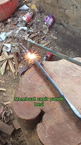 63K views · 666 reactions | Tutorial cara membuat capit pande besi menggunakan baja per cacing. #amazing #metalworking #forging #handmade #tools | Anton Mulyana | Facebook