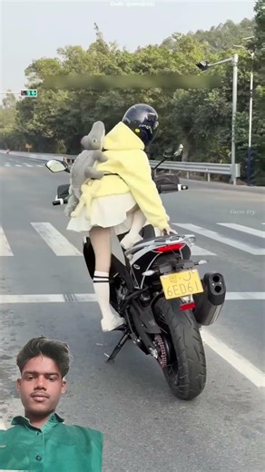 Choti si ladki ne chalaya bhari bharkam bike#shorts