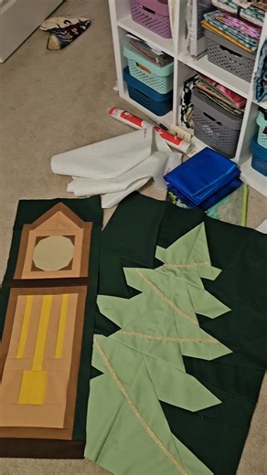 The disarray is starting to make me crazy 🫠 Trusting the process is hard sometimes! #trusttheprocess #sendhelp #sewingroom #maker #makerproblems #sewist #quiltingismytherapy #quiltersofinstagram #quilter | Kaitlynn Bennett Holloway