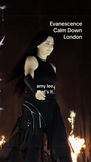 Evanescence — Calm Down live in London