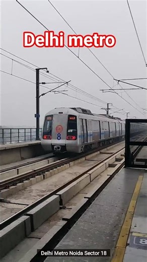 #delhimetro #youtubeviews #metro #ytshorts metro train 🚂