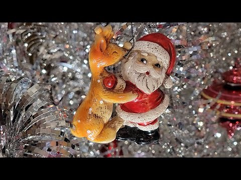 VINTAGE RETRO CHRISTMAS TREE, ORNAMENTS & COLLECTIONS, Thrifted Holiday Décor with Relaxing Music!