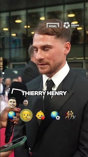Alexis Mac Allister shouts out Trent Alexander-Arnold in quickfire questions at the PFA Awards ♥️