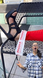 I wish I never saw this! Makes me think bad of people.😱 This video was produced by Network Media and Polina G. | Silly Skits & Sentimental Scenes