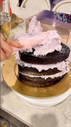 DIY K Pop Demon Hunter Cake 🎂#kpopdemonhunter #kpopdemonhuntercake #kpopdemonhunterparty