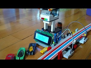 Speed Tracker - Hot Wheels speed with Arduino and Lego.