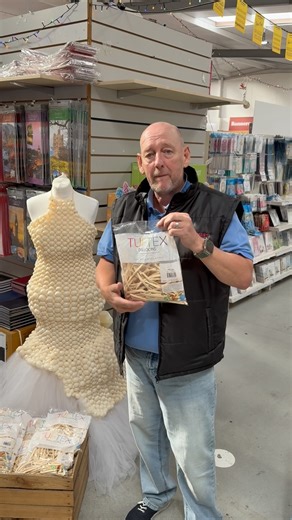 #Tuftex Lace 260’s available in store right now https://northwestgreetings.co.uk/product/tuftex-260-modelling-lace-latex-25122/ #northwestgreetings #thewholesalerthatworksforyou #balloondecor #partysupplies #shopnow | Balloon World Wholesale/ Northwest Greetings