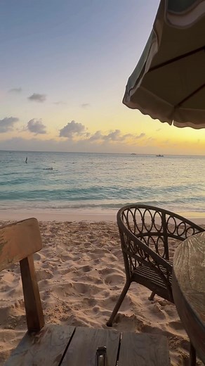 Cayman Islands sunset ocean waves aesthetic — Georgetown vacation inspo
