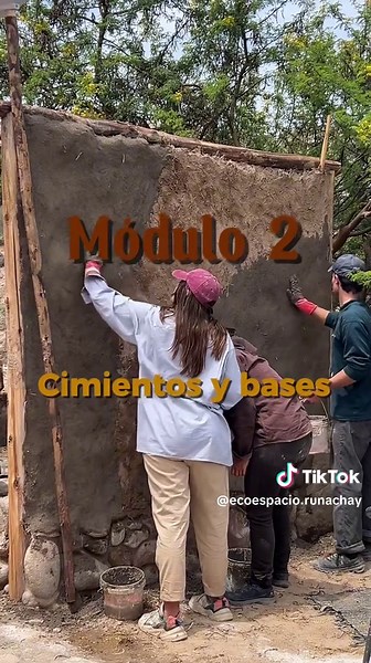 Aprende a construir tu propia casa natural ! Reserva al 51 959 743 428 🦋 #bioconstruccion #casanatural #permacultura #comunidadperuana #ecologia #peru🇵🇪