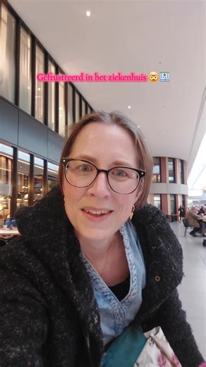 Gefrustreerd het ziekenhuis uitgelopen 🤯🏥 Soms gaan dingen niet zoals je hoopt en wenst, maar toch heb ik ervoor gekozen er nu afstand van te nemen voor mijn eigen rust #chronischziek #onzichtbaarziek #ehlersdanlos #urologie #gastroparese