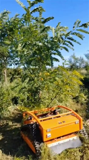 New Arrival DIY Remote Controlled 4-Stroke Single Cylinder Smart Crawler Lawn Mower