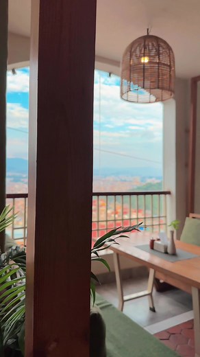 Witness the picturesque charm of Kathmandu from Monkey Temple where beauty extends from the captivating view to our mesmerizing interiors. 🫶✨