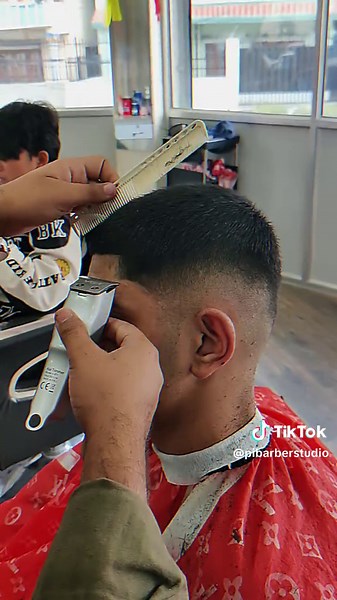 Buzz Cut Tutorial for Best Barber Service