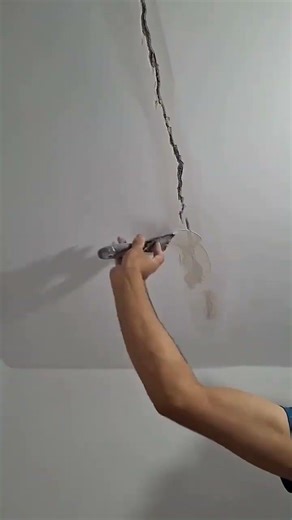 patching the cracked ceiling #shortsvideo