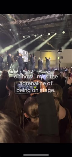 Memories of Performing on Stage: A Dance Reflection