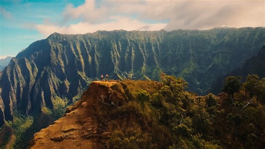 Exploring the stunning landscapes of Kauai