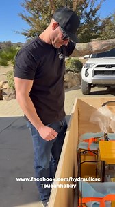 Customer finally Received his 1/7 hydraulic CAT 988H humongous loader 🤩🤩🤩 the only one ever made for a customer 🤯🤯🤯 #rcconstructionmodels #rcconstruction #hydraulic #loader #RC #construction #hydraulicrc | Toucanhobby RC Model