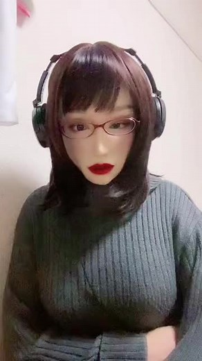 Exploring the World of Female Masks: Crossdressing and Silicone Masks