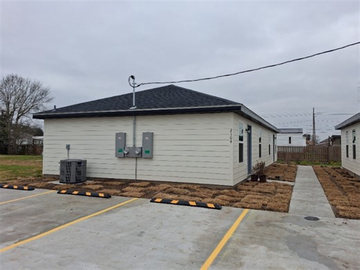 2102 Midland Dr, Thibodaux, LA 70301 - For Rent