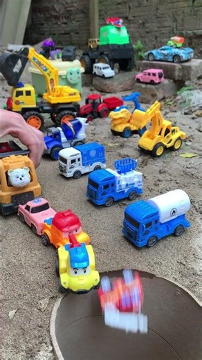 Scary JCB Crane Pushes The Cars Ahead Into A Deep Pit 😱🚧 #jcbjcb #shorts #jcbtoy #cars #jcbjcb