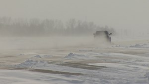 Manitoba drivers could face hefty fines for travelling on closed roads