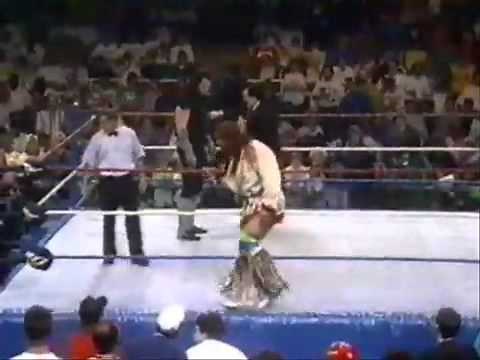 WWF The Undertaker vs The Texas Tornado (Kerry Von Erich)