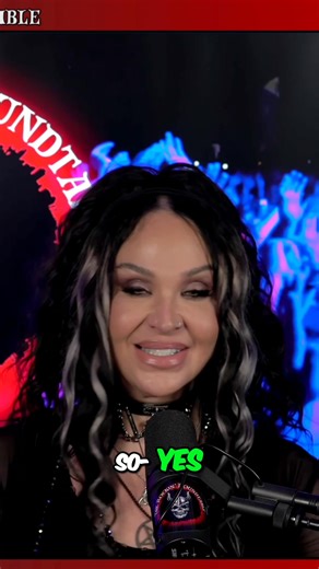 She's got labels wanting to sign her, but the key is to hold off for the right one. Don't be desperate. She can pick and choose! It's the right way to do it. #NewArtist #MusicAdvice #IndieArtist #MusicCareer #maphramusic | The Rockin' Roundtable