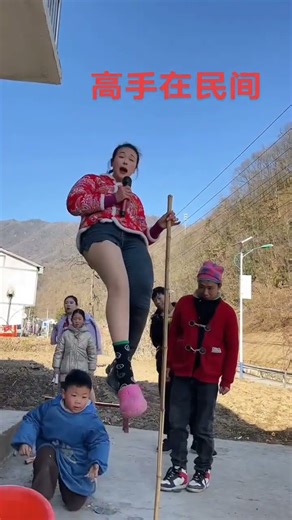 经过多月的苦练本想跟大家好好表演一下，没想到邻居朋友看到过来找茬，他们看了半天一头雾水实在太好玩了#高手在民间