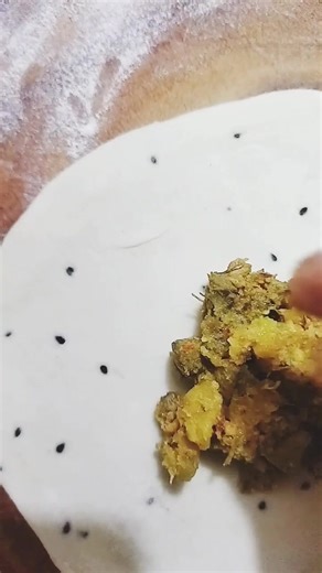 9.7K views · 102 reactions | সন্ধ্যার নাস্তার জন্য ঝাল পিঠা বানিয়ে নিলাম। | Umme's kitchen | Facebook