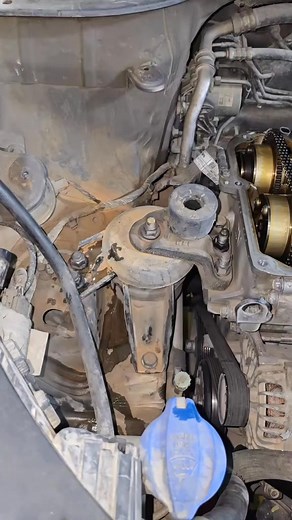 Elantra engine mounting changing #auto #car #mechanic #automotive | Auto Mechanic