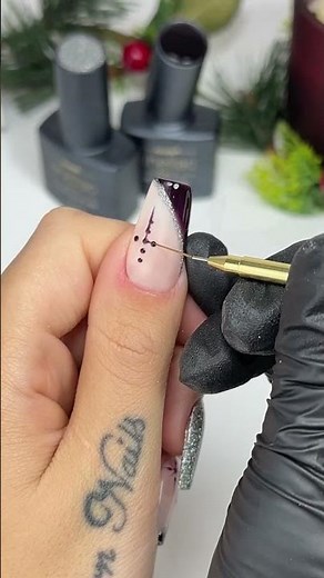 Dark Christmas Nailart🖤✨.