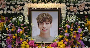 Suicidio de una estrella del pop coreana traumatiza a sus fans