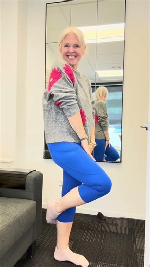 Discover Lemon Tree Design: Stylish & Affordable Clothing for Women Over 40.